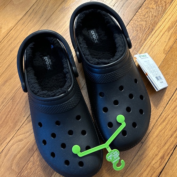 NWT Classic Lined Clog Crocs Sz 10 Black - Picture 2 of 4